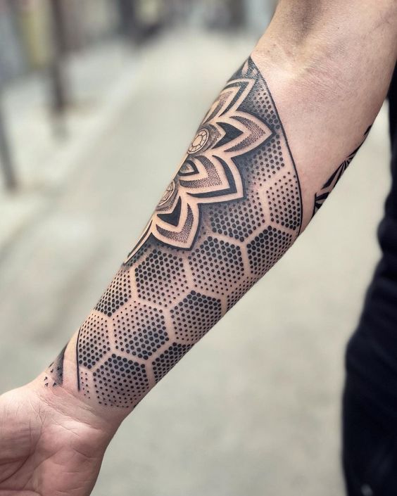 Avant-bras-dotwork